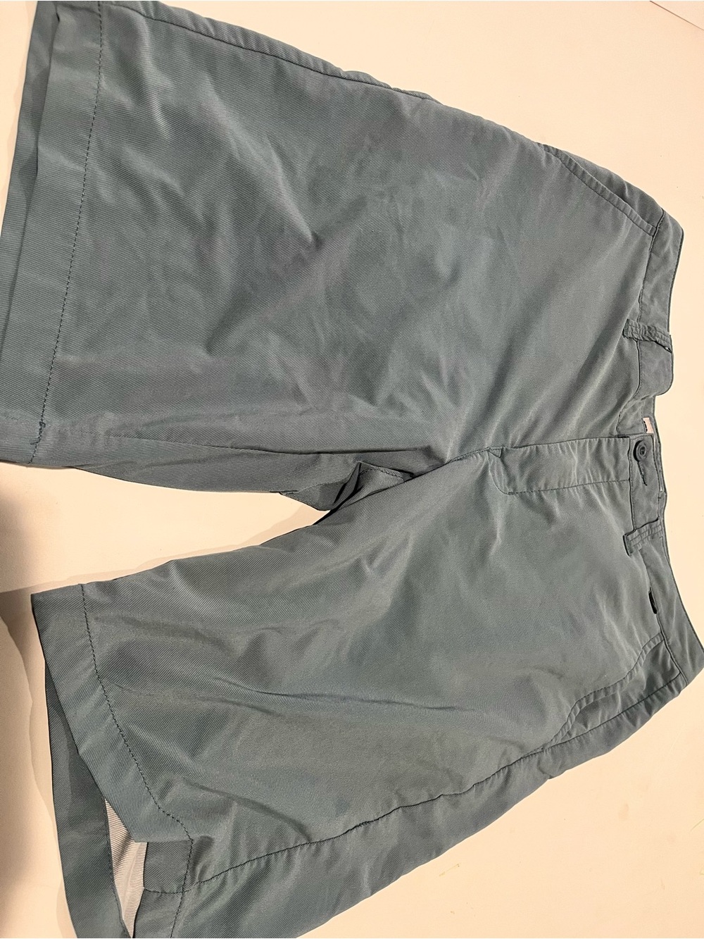Travis Mathew Men’s Slate Blue Performance Flat-Front Shorts